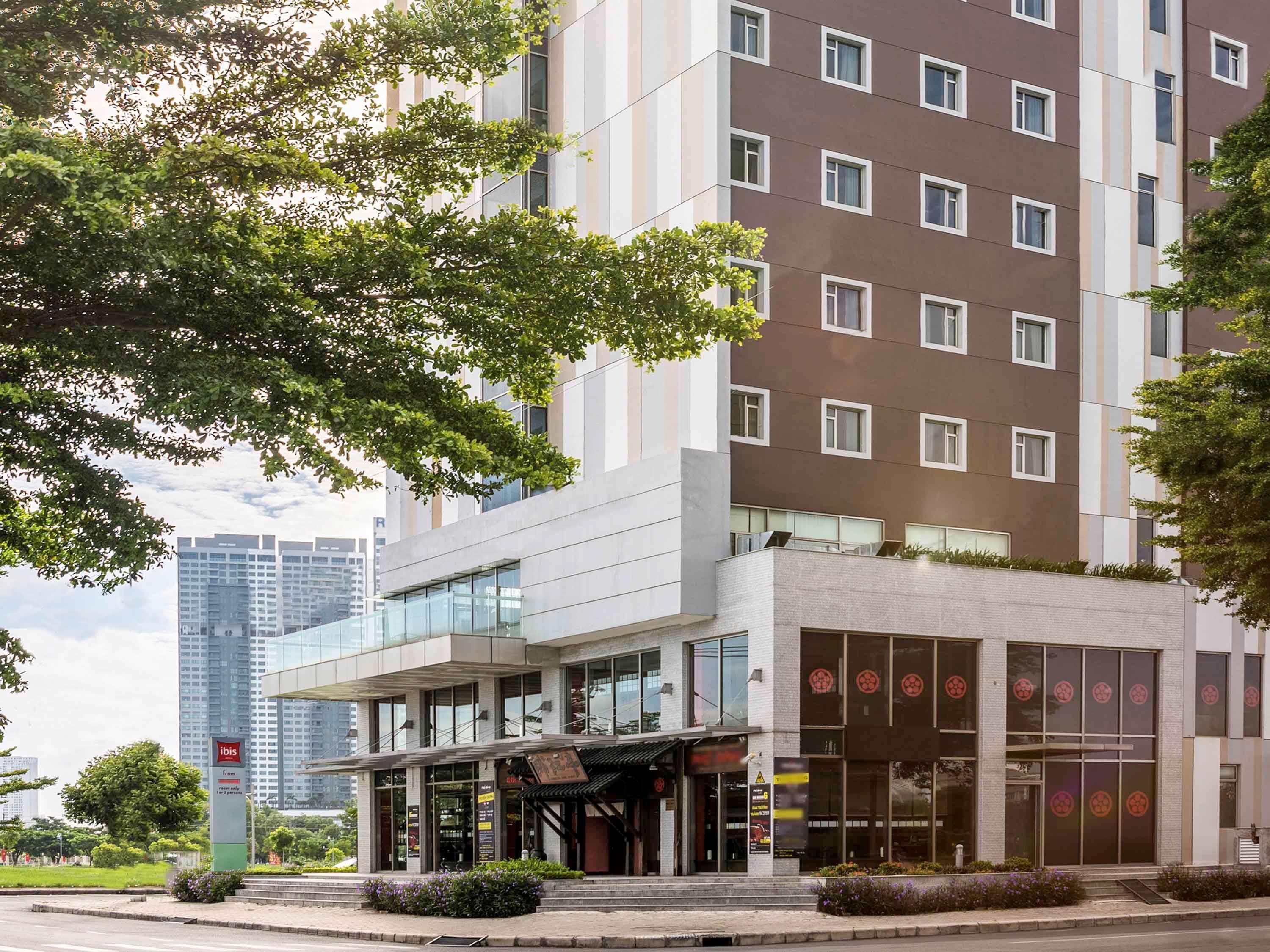 Ibis Saigon South Hotel Ho Chi Minh City Exterior photo