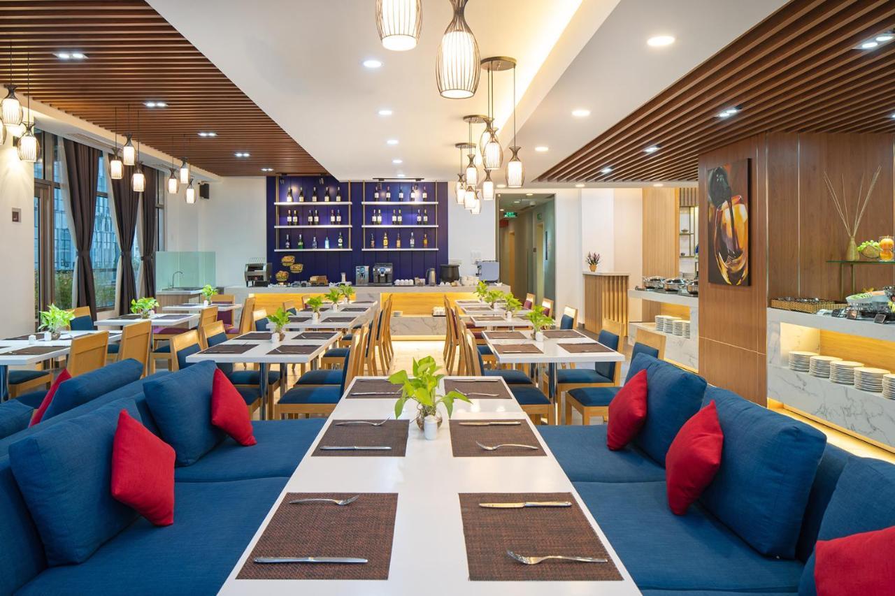 Ibis Saigon South Hotel Ho Chi Minh City Exterior photo